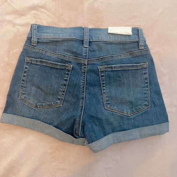 Pacsun Los Angeles - Picture 2 of 3